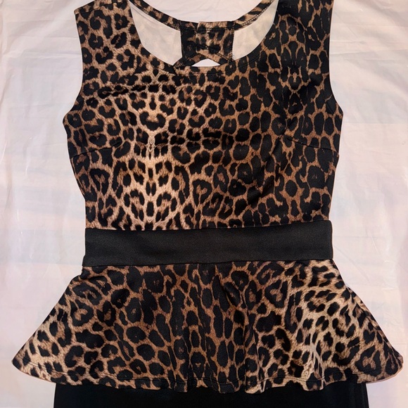 Leopard Print Peplum Dress - Picture 2 of 5